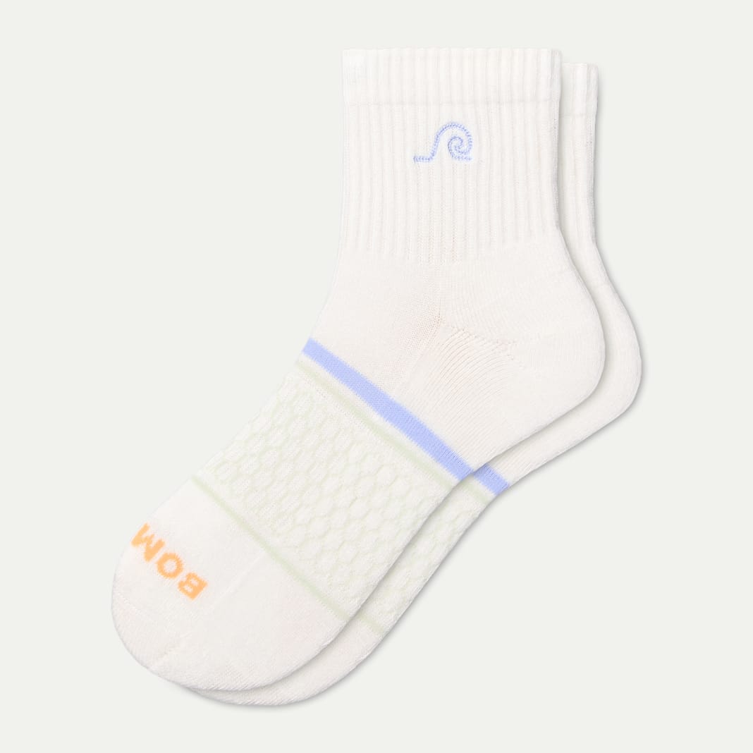 Women's Beach Day Embroidered Quarter Socks - Image 5