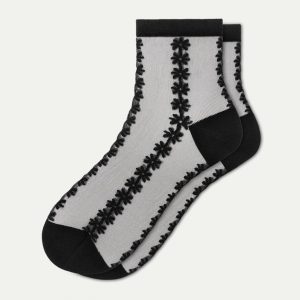 Women’s Sheer Quarter Socks