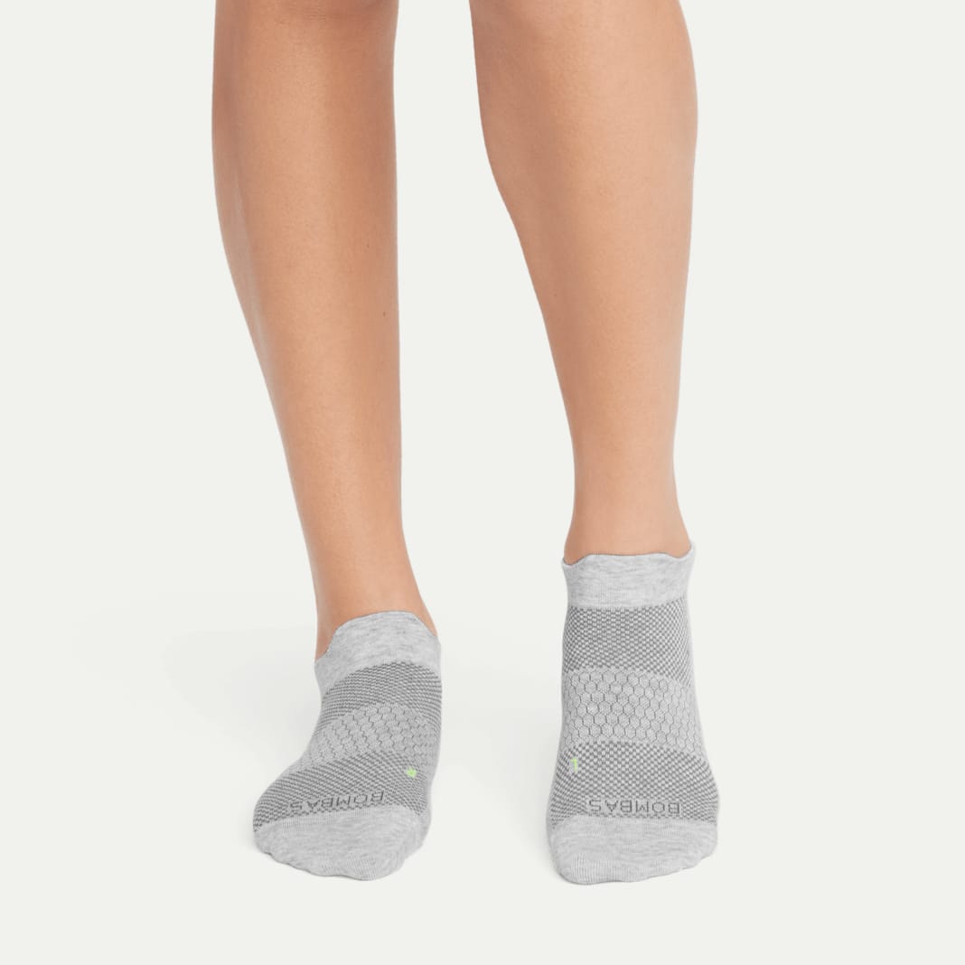 Women's UltraLite Sport Ankle Sock 6-Pack - Image 5