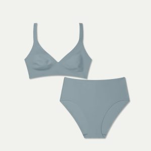 Women’s No Show Plunge Bralette + Hipster Pack